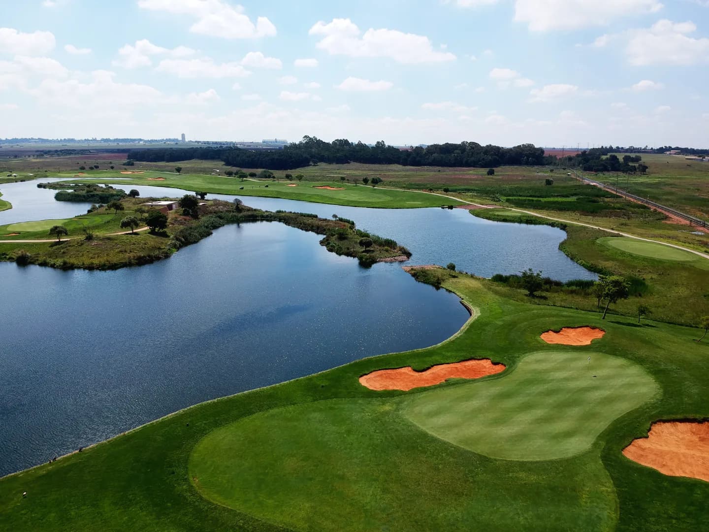 The Birdie - Weekend Safari + Golf Escape